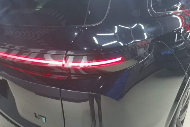 Used Li Auto L9 2022 Max model Right Rear Taillight