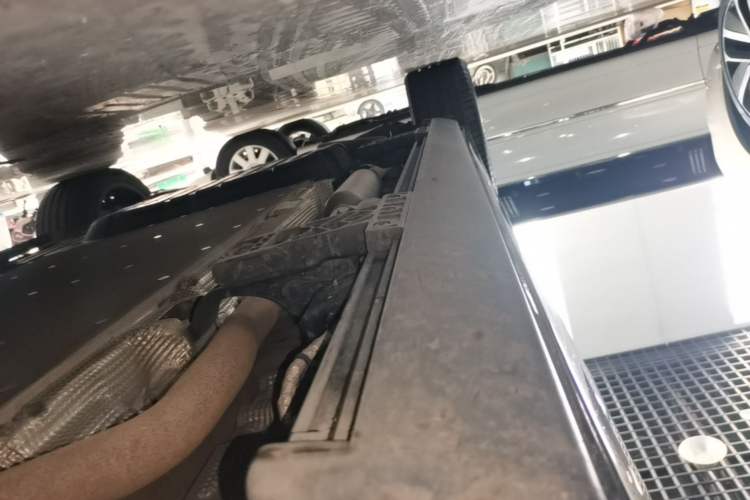 Used Li Auto L9 2022 Max model Right Side Sill