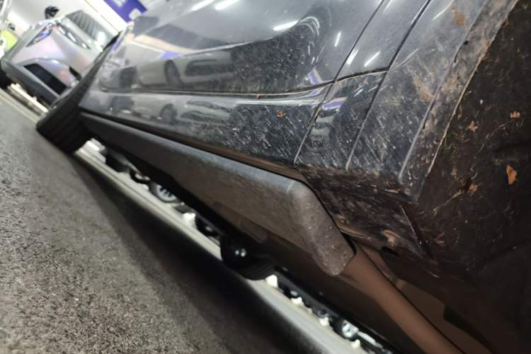Used Li Auto L9 2022 Max model Right Side Sill