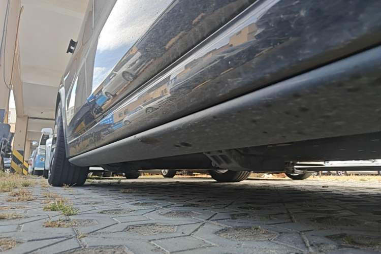 Used Li Auto L9 2022 Max model Right Side Sill