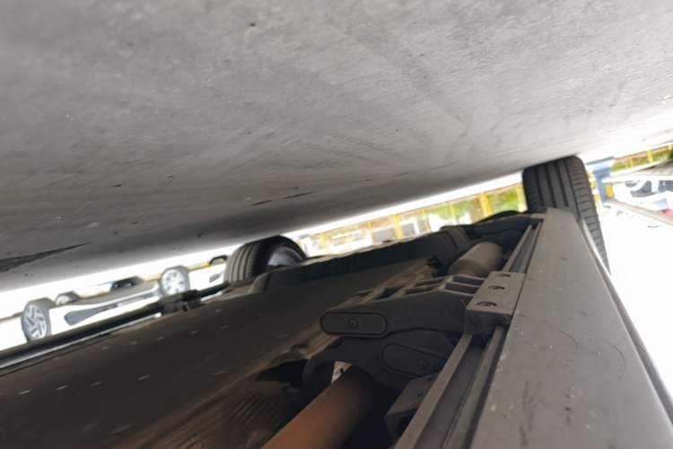 Used Li Auto L9 2022 Max model Right Side Sill