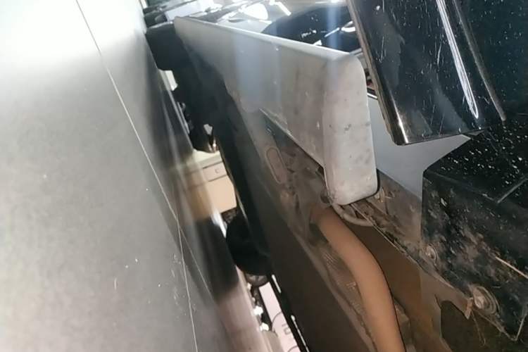 Used Li Auto L9 2022 Max model Right Side Sill