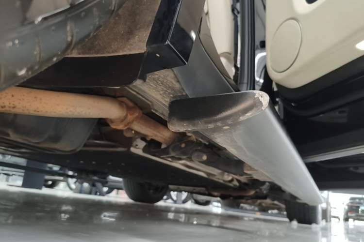 Used Li Auto L9 2022 Max model Right Side Sill