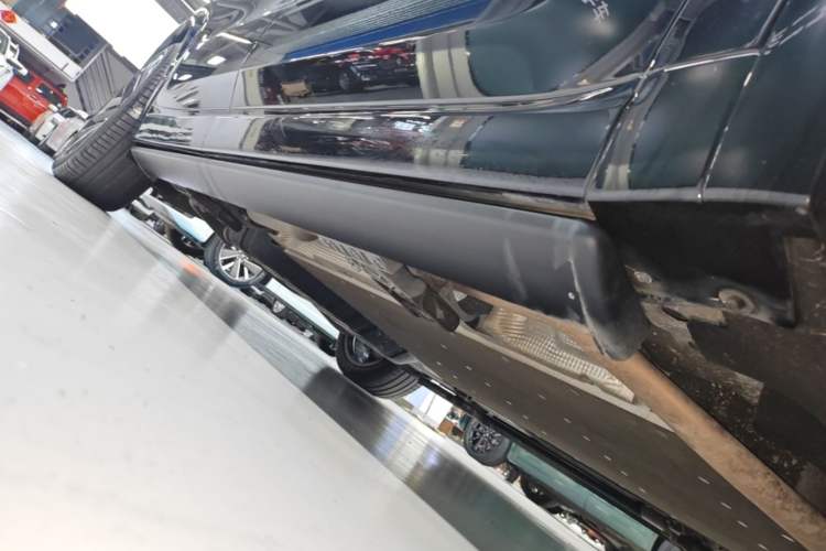 Used Li Auto L9 2022 Max model Right Side Sill
