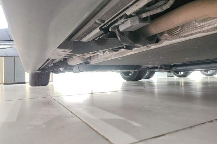 Used Li Auto L9 2022 Max model Right Side Sill