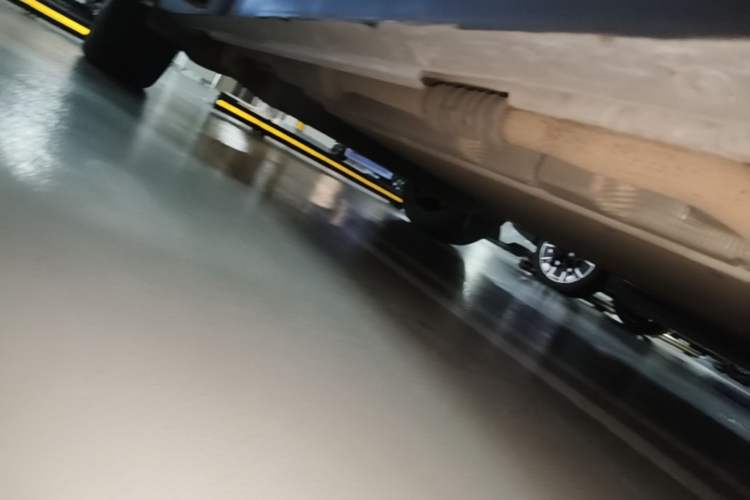 Used Li Auto L9 2022 Max model Right Side Sill