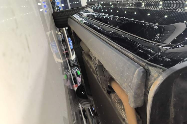 Used Li Auto L9 2022 Max model Right Side Sill
