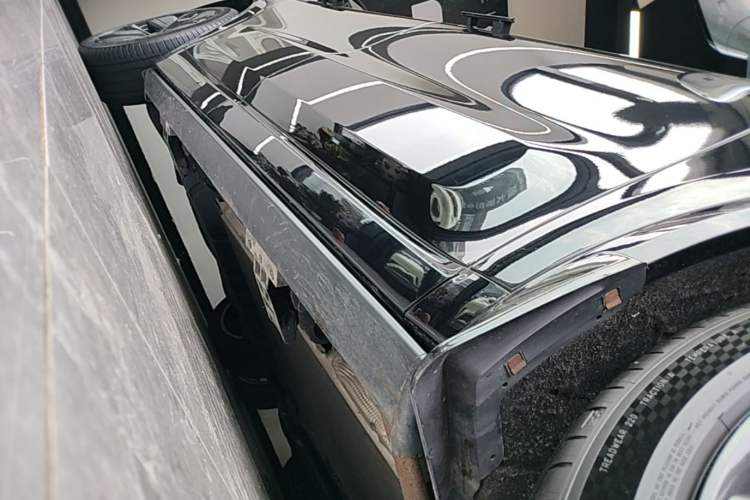 Used Li Auto L9 2022 Max model Right Side Sill