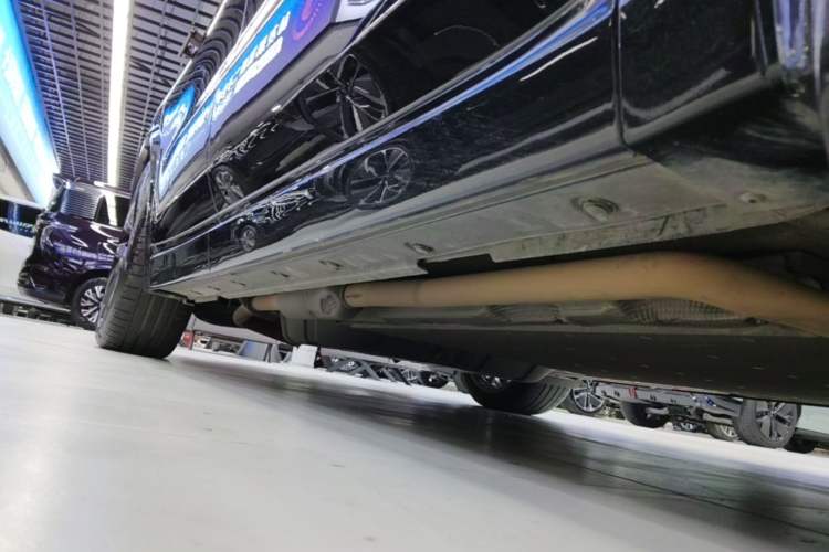 Used Li Auto L9 2022 Max model Right Side Sill
