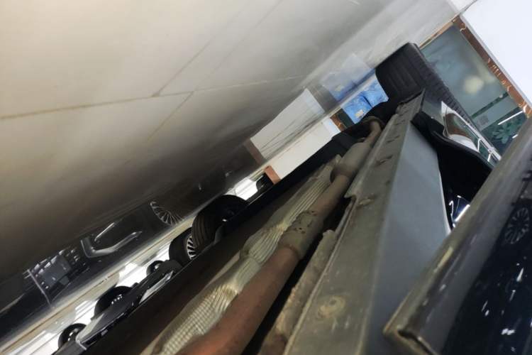 Used Li Auto L9 2022 Max model Right Side Sill