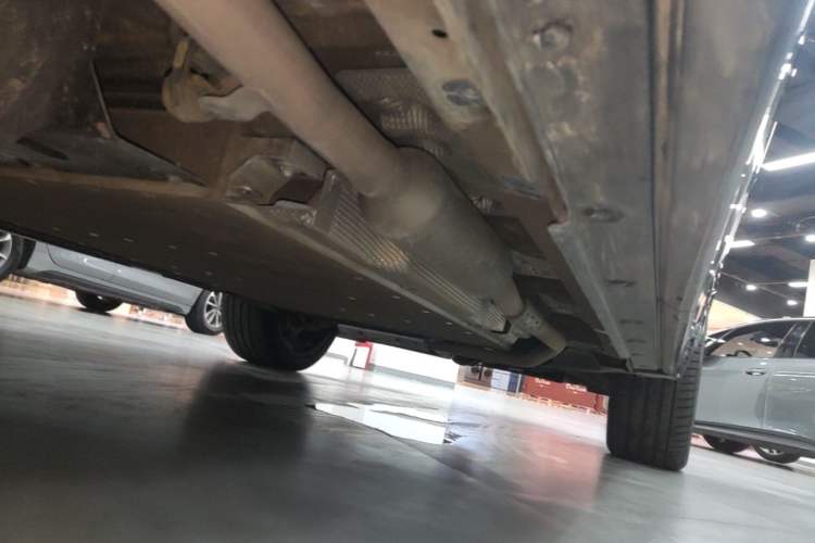 Used Li Auto L9 2022 Max model Right Side Sill