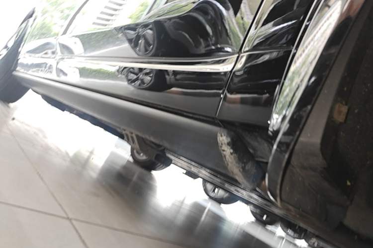 Used Li Auto L9 2022 Max model Right Side Sill