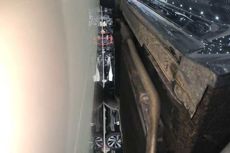 Used Li Auto L9 2022 Max model Right Side Sill