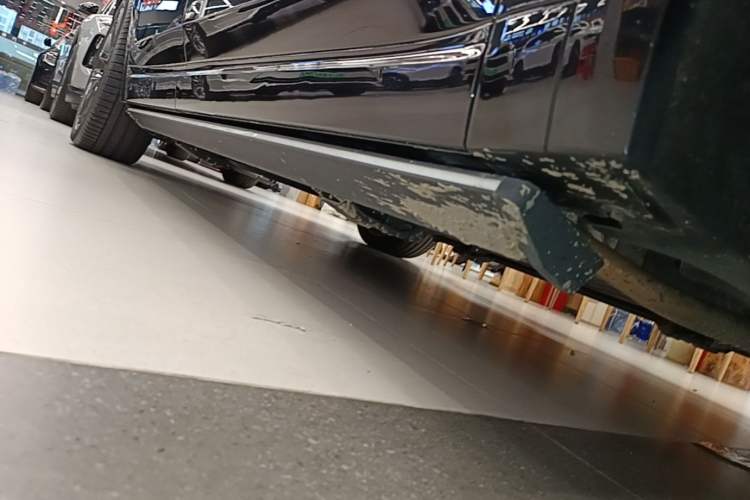 Used Li Auto L9 2022 Max model Right Side Sill