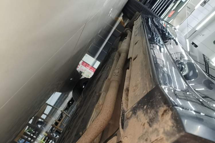 Used Li Auto L9 2022 Max model Right Side Sill