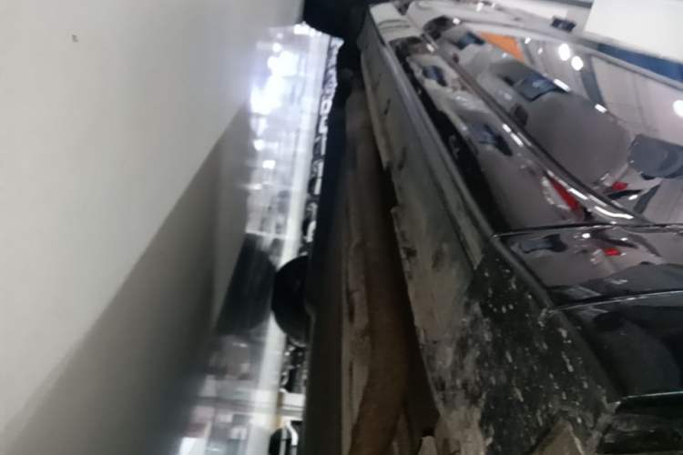 Used Li Auto L9 2022 Max model Right Side Sill