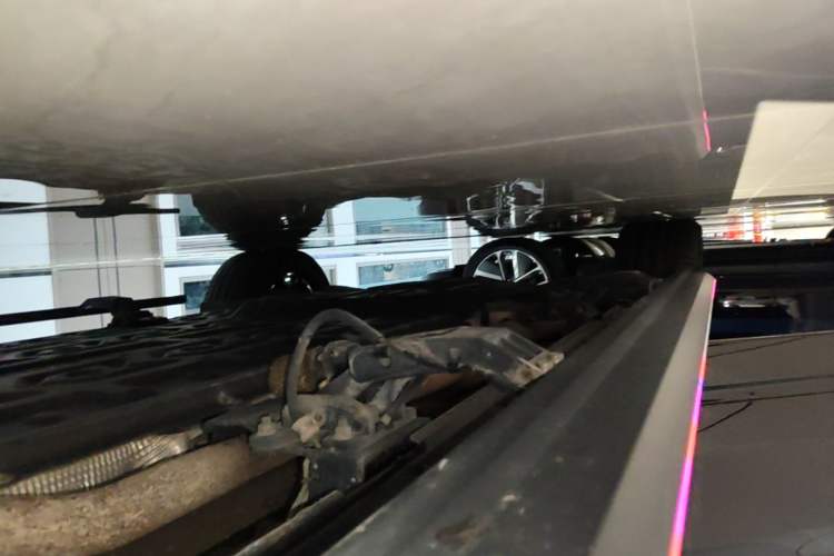 Used Li Auto L9 2022 Max model Right Side Sill