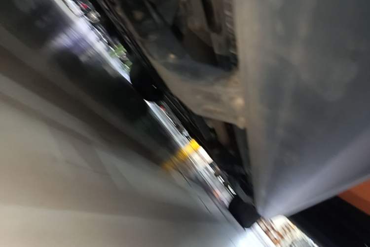 Used Li Auto L9 2022 Max model Right Side Sill