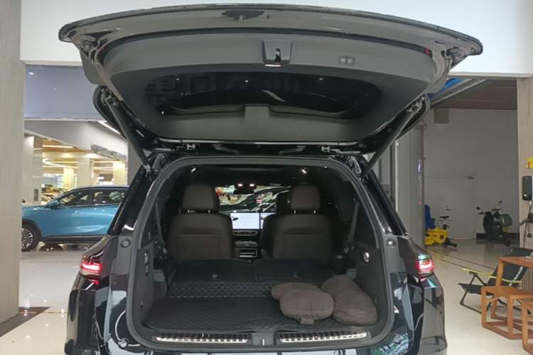 Used Li Auto L9 2022 Max model Trunk