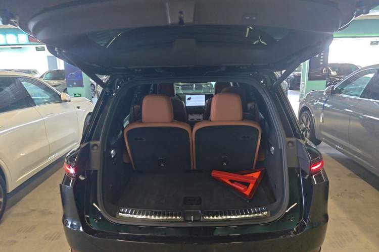 Used Li Auto L9 2022 Max model Trunk