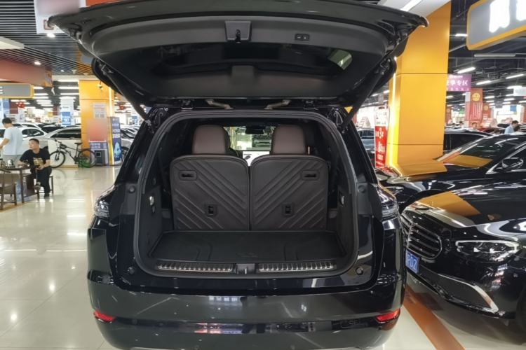 Used Li Auto L9 2022 Max model Trunk