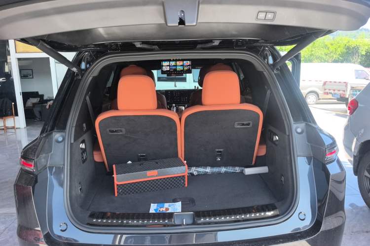 Used Li Auto L9 2022 Max model Trunk