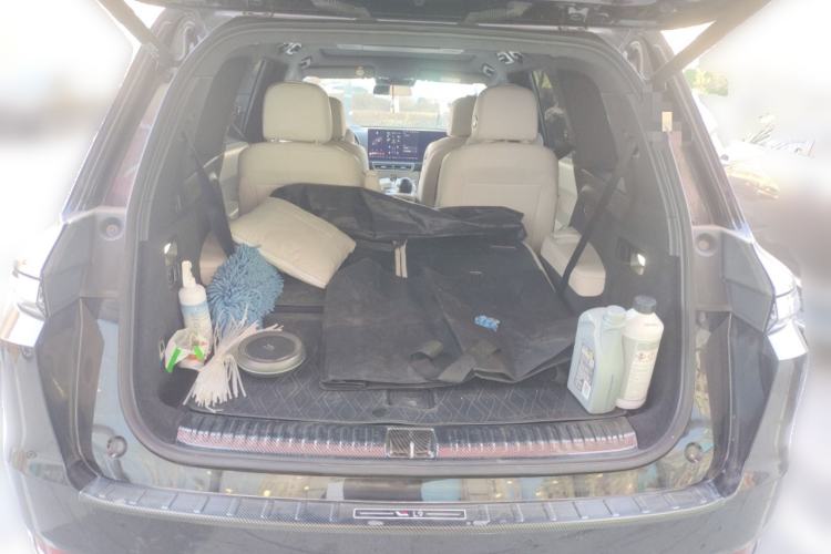 Used Li Auto L9 2022 Max model Trunk