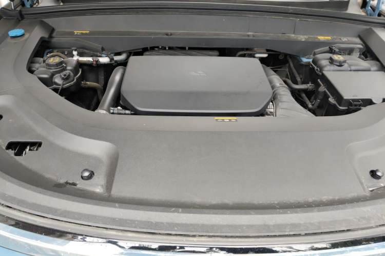 Used Li Auto L9 2022 Max model Engine Bay