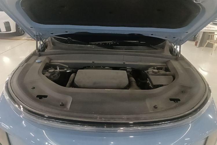 Used Li Auto L9 2022 Max model Engine Bay
