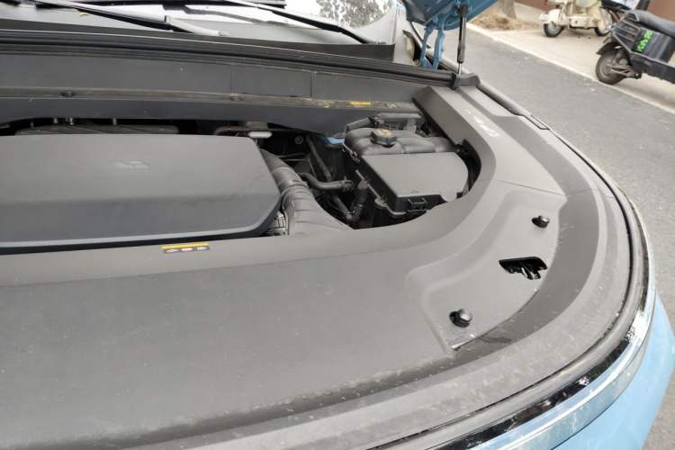 Used Li Auto L9 2022 Max model Engine Bay Left