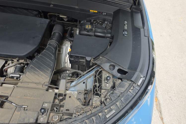 Used Li Auto L9 2022 Max model Engine Bay Left
