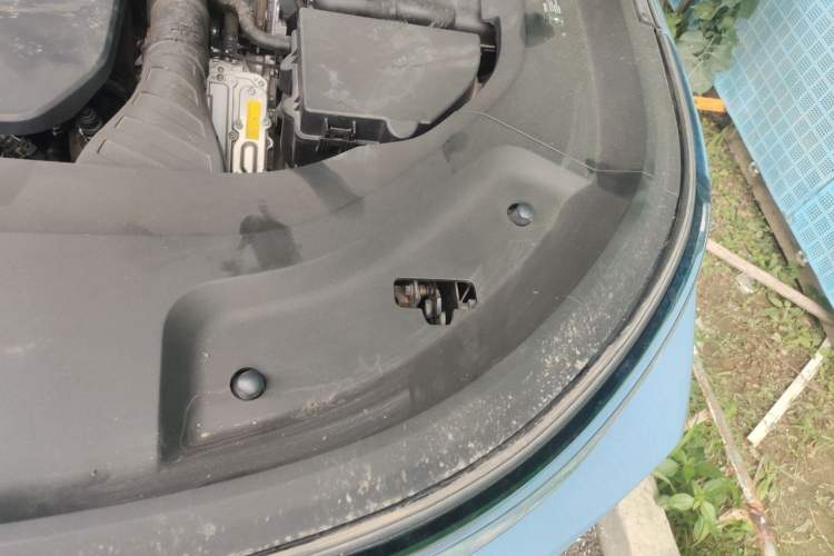 Used Li Auto L9 2022 Max model Engine Bay Left