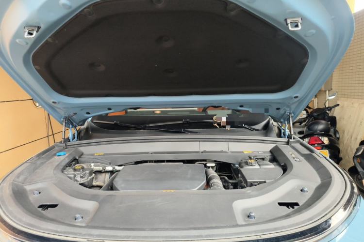 Used Li Auto L9 2022 Max model Engine Bay