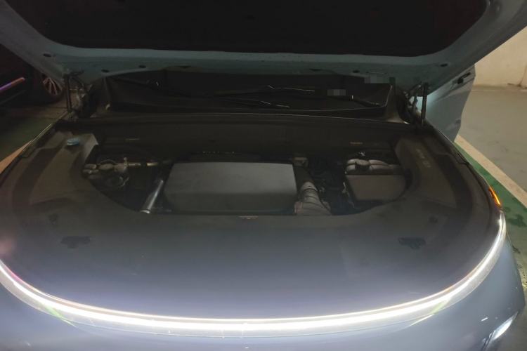 Used Li Auto L9 2022 Max model Engine Bay