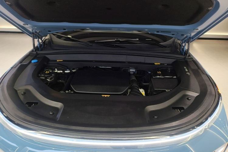 Used Li Auto L9 2022 Max model Engine Bay
