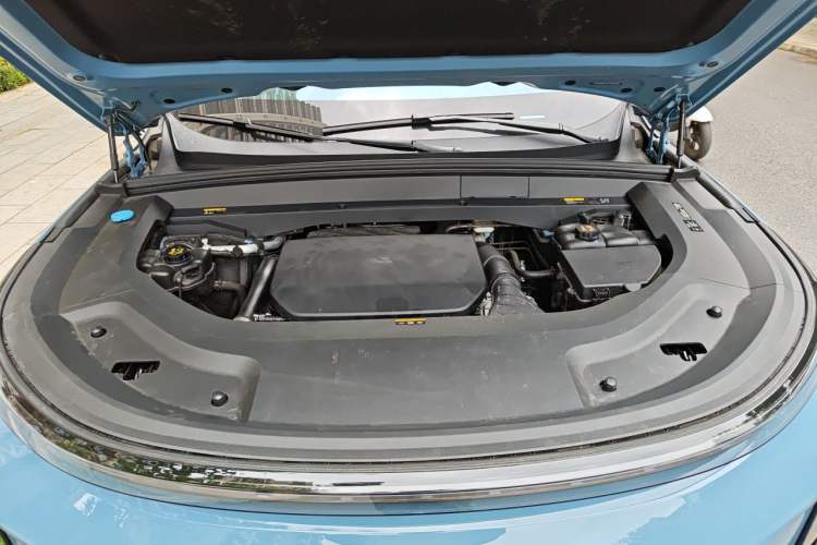 Used Li Auto L9 2022 Max model Engine Bay