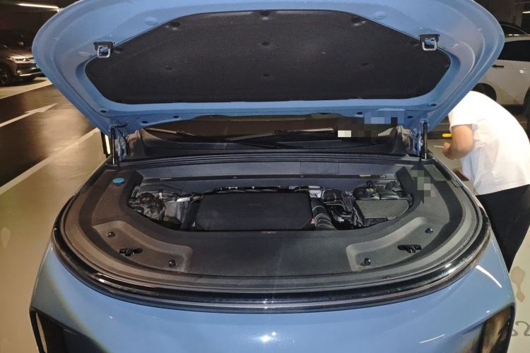 Used Li Auto L9 2022 Max model Engine Bay
