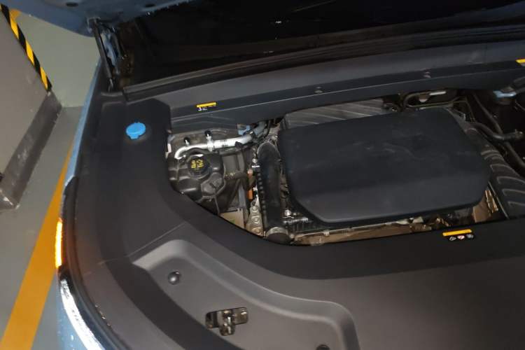 Used Li Auto L9 2022 Max model Engine Bay Right