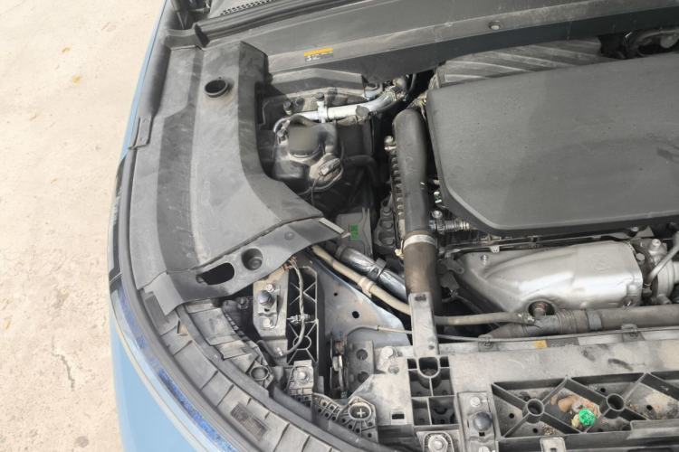 Used Li Auto L9 2022 Max model Engine Bay Right