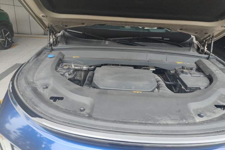 Used Li Auto L9 2022 Max model Engine Bay Right