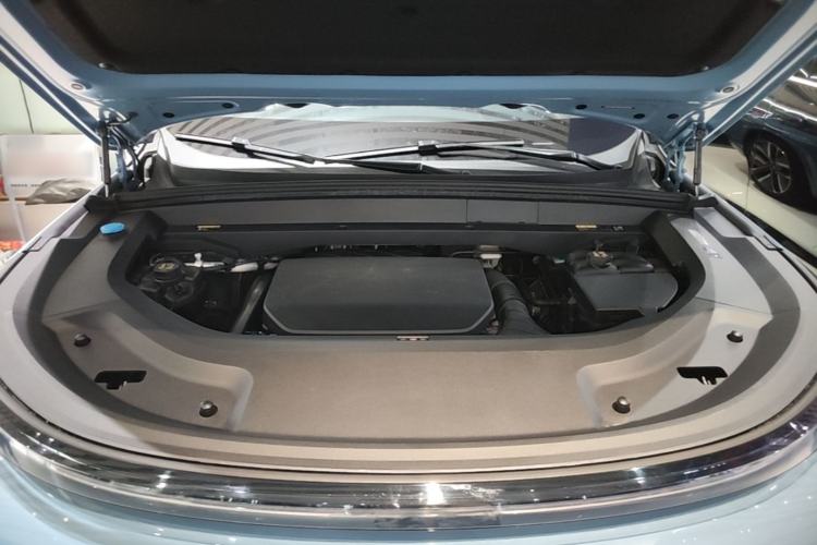 Used Li Auto L9 2022 Max model Engine Bay
