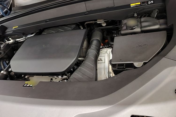 Used Li Auto L9 2022 Max model Engine Bay