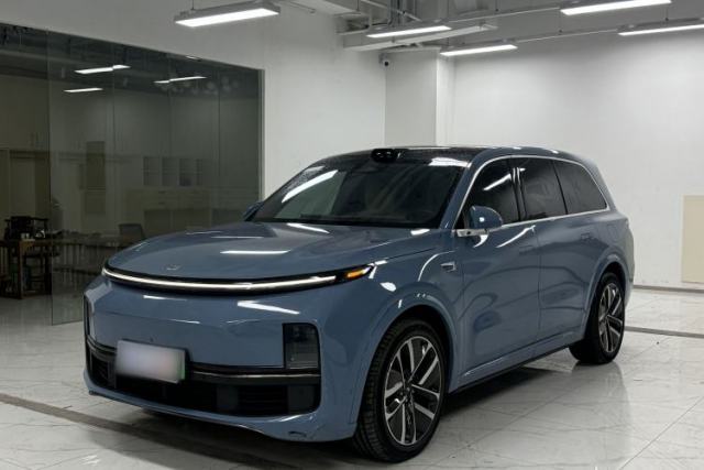 Używany Li Auto L9 2022 Max model