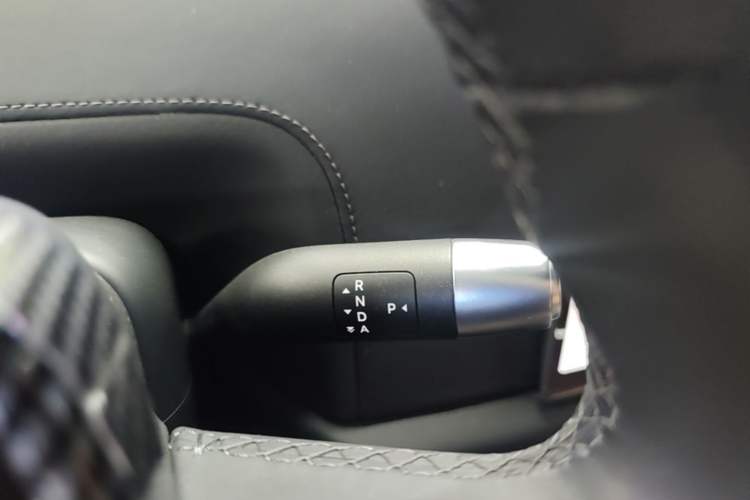 Used Li Auto L9 2022 Max model Gear Lever