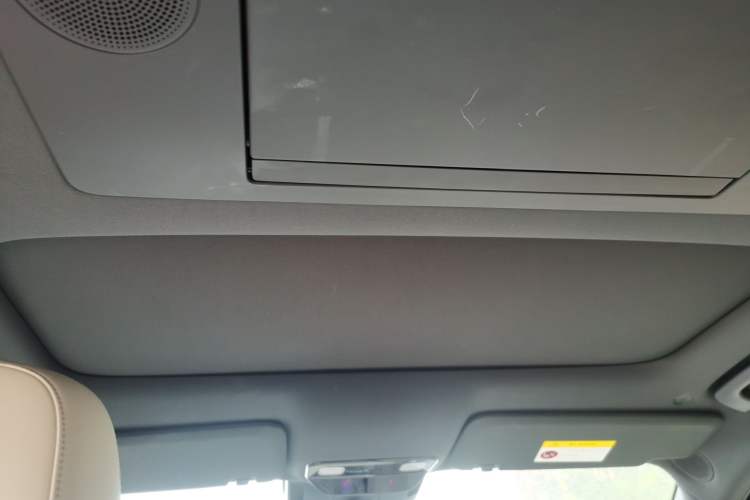 Used Li Auto L9 2022 Max model Headliner
