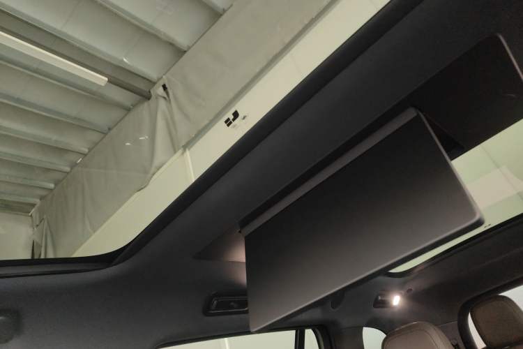 Used Li Auto L9 2022 Max model Headliner
