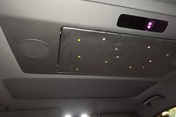 Used Li Auto L9 2022 Max model Headliner