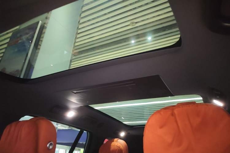 Used Li Auto L9 2022 Max model Headliner