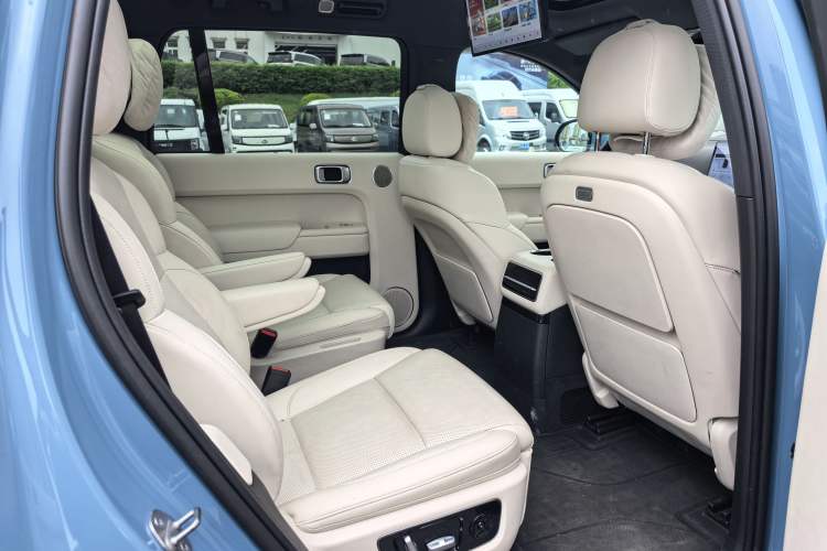 Used Li Auto L9 2022 Max model Interior 3