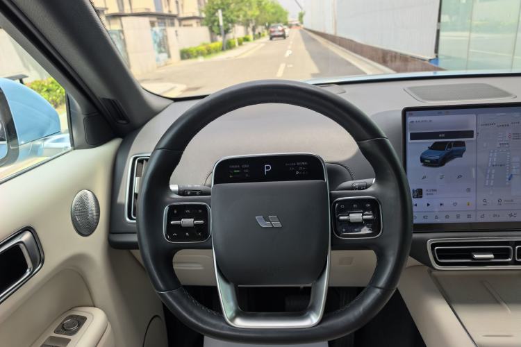 Used Li Auto L9 2022 Max model Interior 4